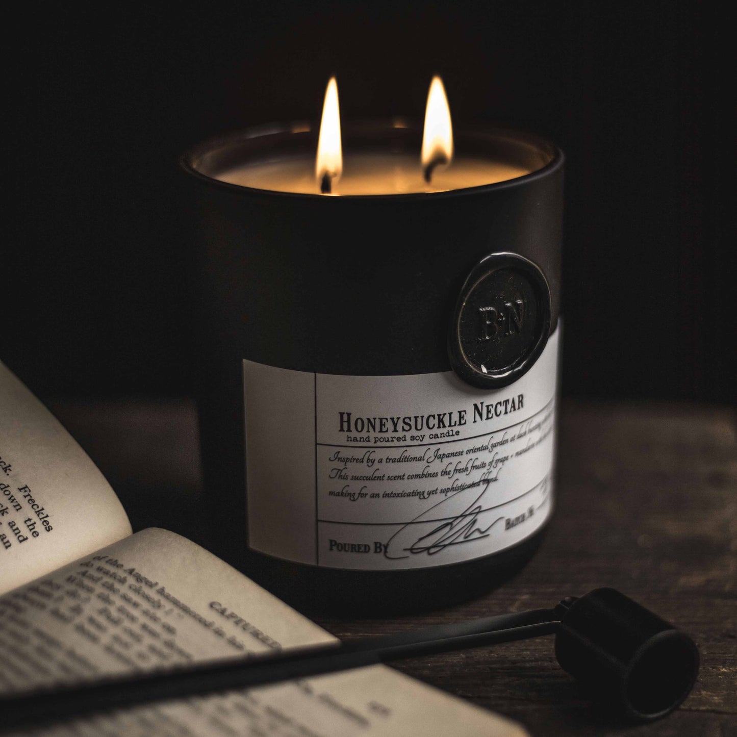 Honeysuckle Nectar candle