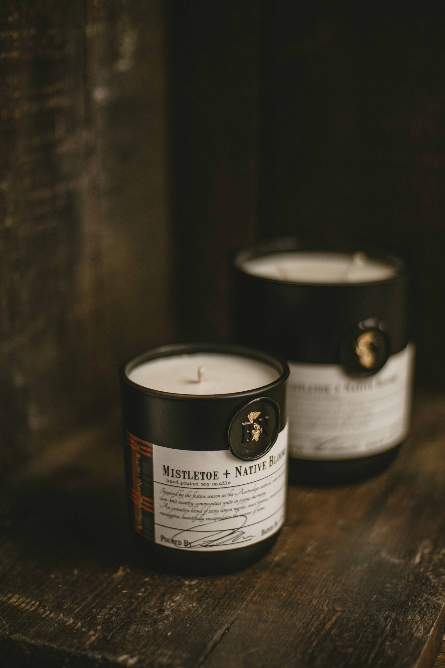 Mistletoe + Native Blooms candle